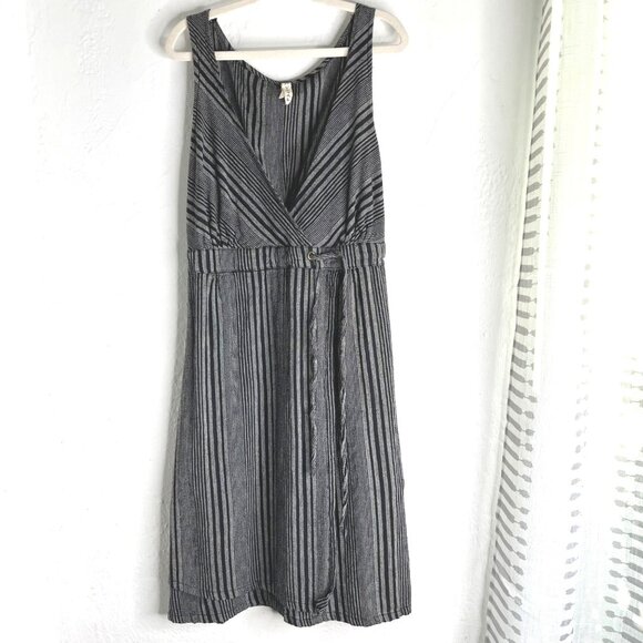 Avatar Striped Sleeveless Midi Dress With Belt Size XXS Halloween Beetlejuice - Picture 1 of 16